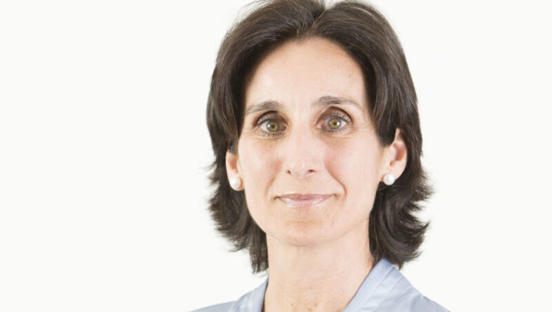 Sonsoles Santamaría, Tressis