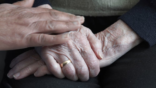 Mutuafondo Compromiso Social, mayores, ancianos