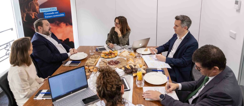 Destacada desayuno Invesco