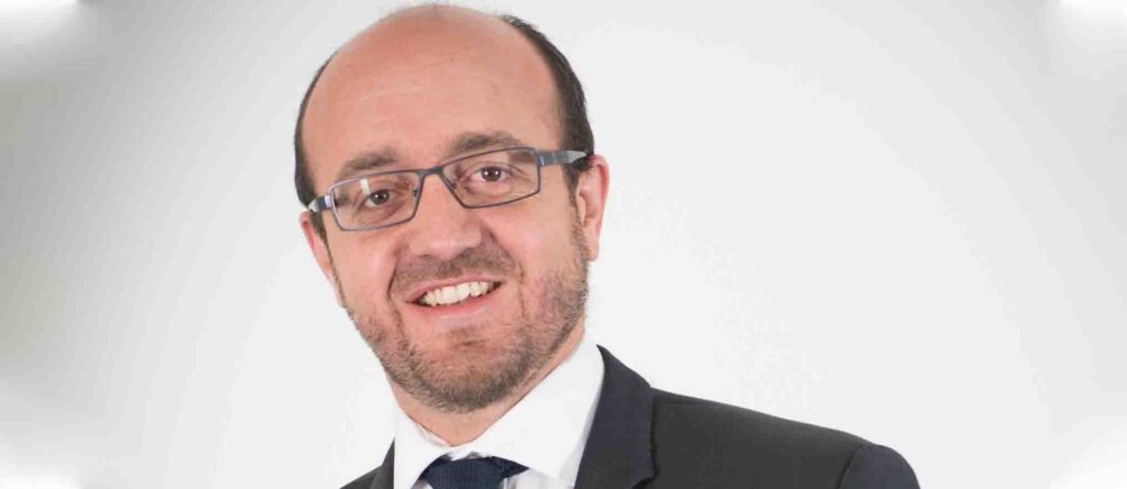 Yves Desjardins_Schroders copia