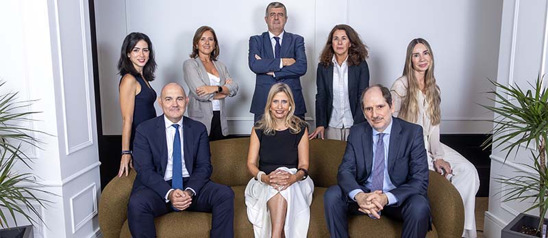 Instituto EspaNol de Analistas renueva su cUpula directiva (1)