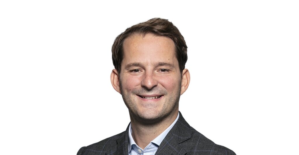 Victor.Mayer_standard