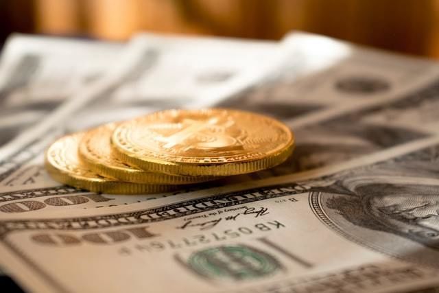 ouro nota investimento subscritos dinheiro carteiras investidores