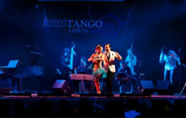 tango2013