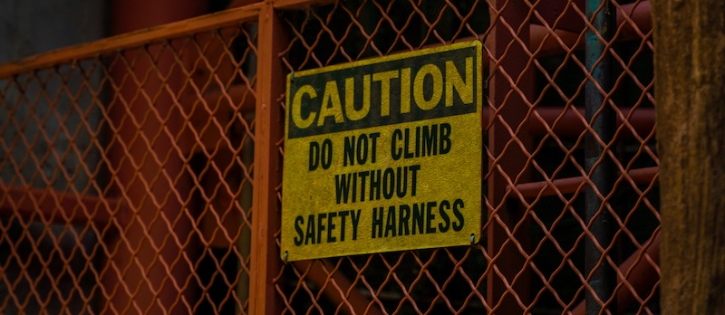 cautela perigo cautelosos