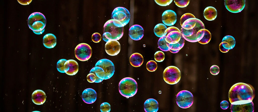 Bolle di Kindandcurious, Unsplash