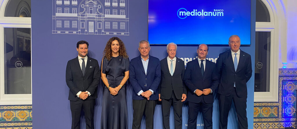 Banco Mediolanum sede Siviglia